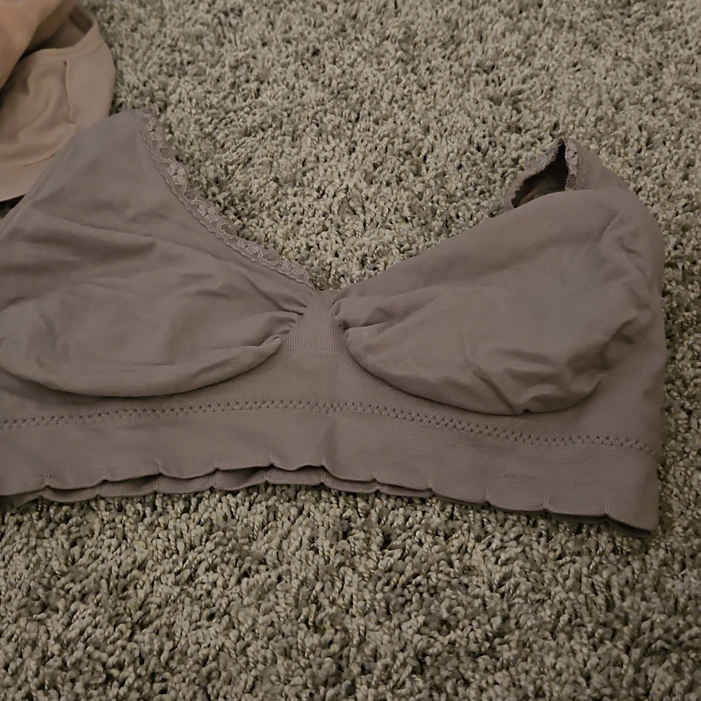 Seamless Wireless Bralette - Nude and Taupe - Picture 4 of 5